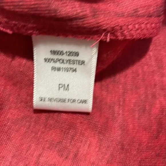 Unity World Wear Petite Women’s V-Neck Sequined Accent Top - Picture 9 of 9